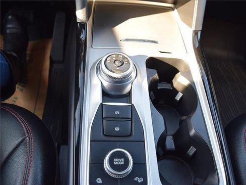 Used 2023 Ford Explorer ST-Line w/ Class IV Trailer Tow Package image 15