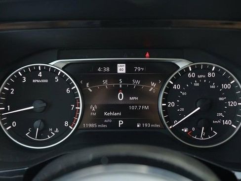 Certified 2025 Nissan Pathfinder SL AWD/4WD image 12