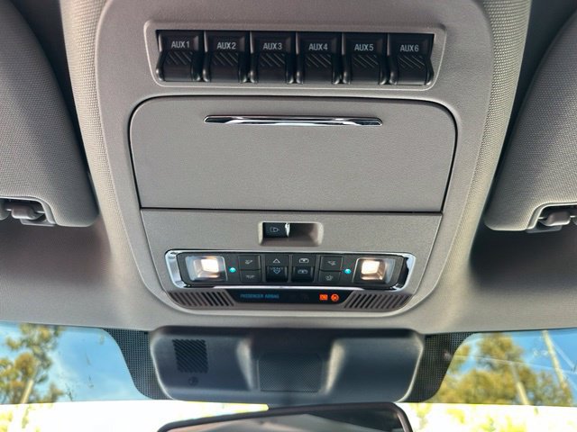 Used 2024 Ford F250 Lariat w/ Lariat Ultimate Package AWD/4WD image 31