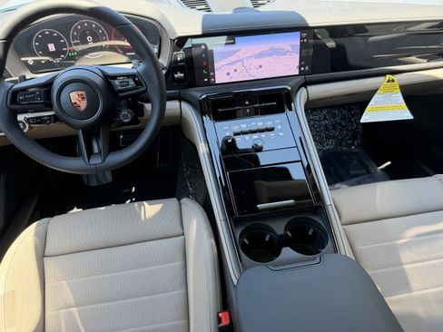 New 2026 Porsche Panamera 4 AWD/4WD image 16