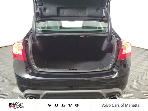 Used 2017 Volvo S60 T5 Dynamic w/ Vision Package FWD image 11