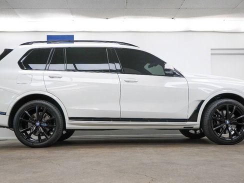 Used 2023 BMW X7 xDrive40i w/ Executive Package AWD/4WD image 29
