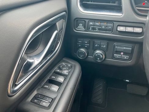 Used 2021 Chevrolet Tahoe High Country AWD/4WD image 17