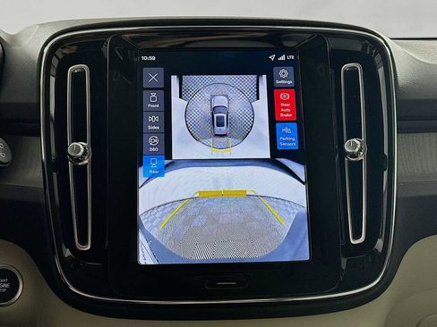 New 2026 Volvo XC40 B5 Plus w/ Protection Package Premier image 14