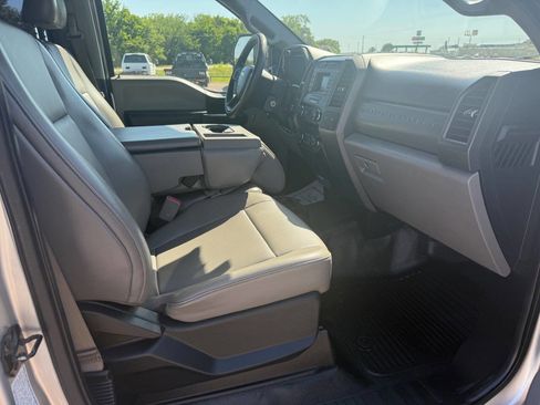 Used 2017 Ford F450 XL w/ Power Equipment Group AWD/4WD image 30