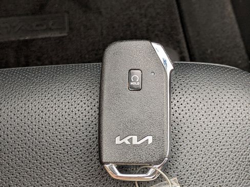 Certified 2023 Kia Sportage SX image 32