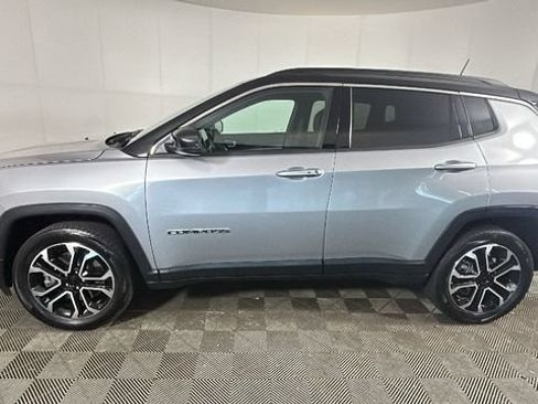 Used 2024 Jeep Compass Limited AWD/4WD image 5