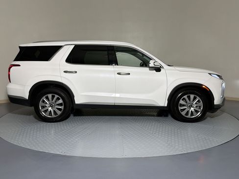 Used 2025 Hyundai Palisade SEL FWD image 8