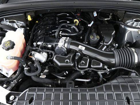 Used 2023 Jeep Grand Cherokee L Laredo image 23