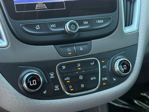 Used 2023 Chevrolet Malibu LT image 23