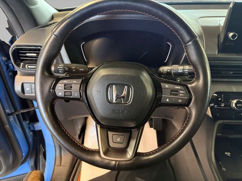 Used 2024 Honda Pilot TrailSport image 13