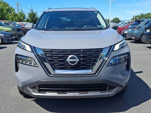 Certified 2023 Nissan Rogue SL w/ SL Premium Package AWD/4WD image 3
