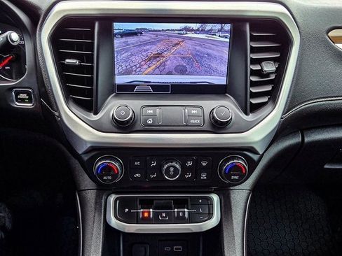 Used 2020 GMC Acadia SLE w/ LPO, Floor Liner Package image 23