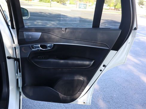Used 2019 Volvo XC90 T6 R-Design w/ Advanced Package AWD/4WD image 27