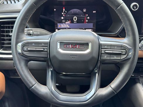 Used 2023 GMC Canyon AT4 w/ AT4 Premium Package AWD/4WD image 23
