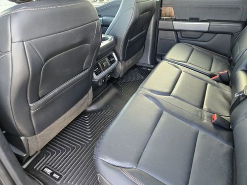 Used 2022 Ford F150 Lariat image 31