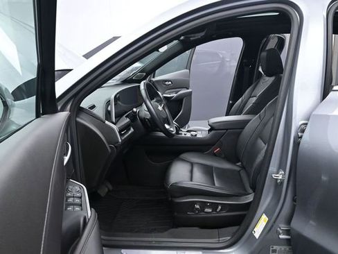 Used 2024 Cadillac XT4 Premium Luxury FWD image 10