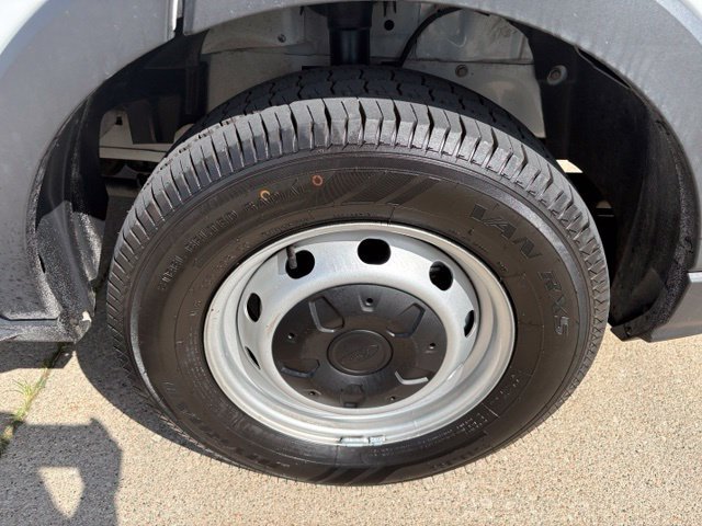 Used 2025 Ford Transit 250 148 High Roof Extended w/ Load Area Protection Package RWD image 20