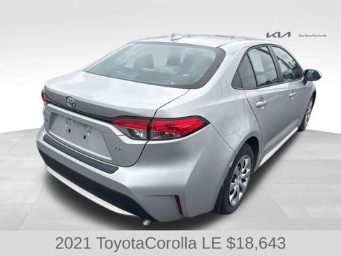 Used 2021 Toyota Corolla LE w/ Carpet Mat Package (TMS) image 8