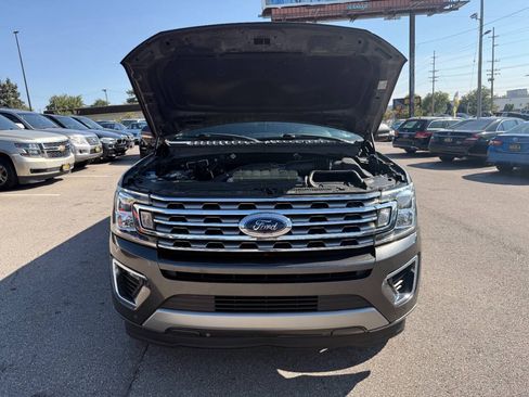 Used 2019 Ford Expedition Max Limited RWD image 47