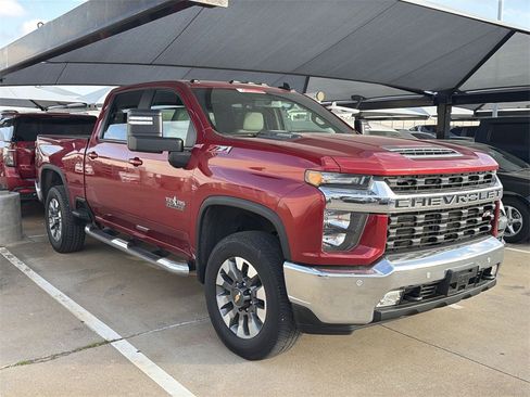 Used 2021 Chevrolet Silverado 2500 LT w/ Texas Edition image 2