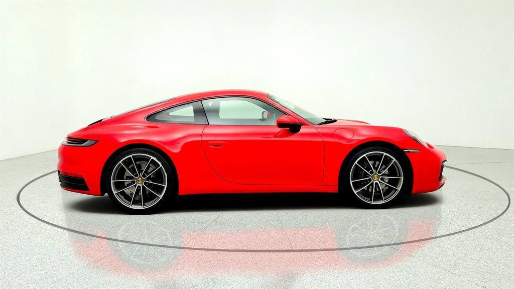 Used 2020 Porsche 911 Carrera RWD image 4