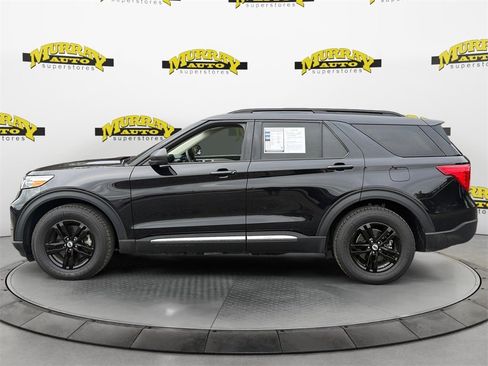 Used 2023 Ford Explorer XLT w/ Equipment Group 202A image 2