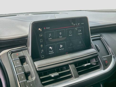 Used 2023 GMC Yukon XL AT4 AWD/4WD image 16