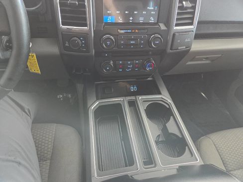 Used 2016 Ford F150 XLT w/ Equipment Group 302A Luxury image 30