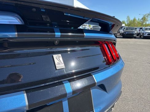 Used 2020 Ford Mustang Shelby GT350 w/ Technology Package RWD image 30