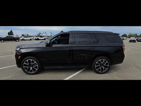 Used 2024 Chevrolet Tahoe RST w/ Luxury Package image 2