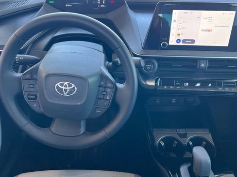 Used 2024 Toyota Prius LE image 11