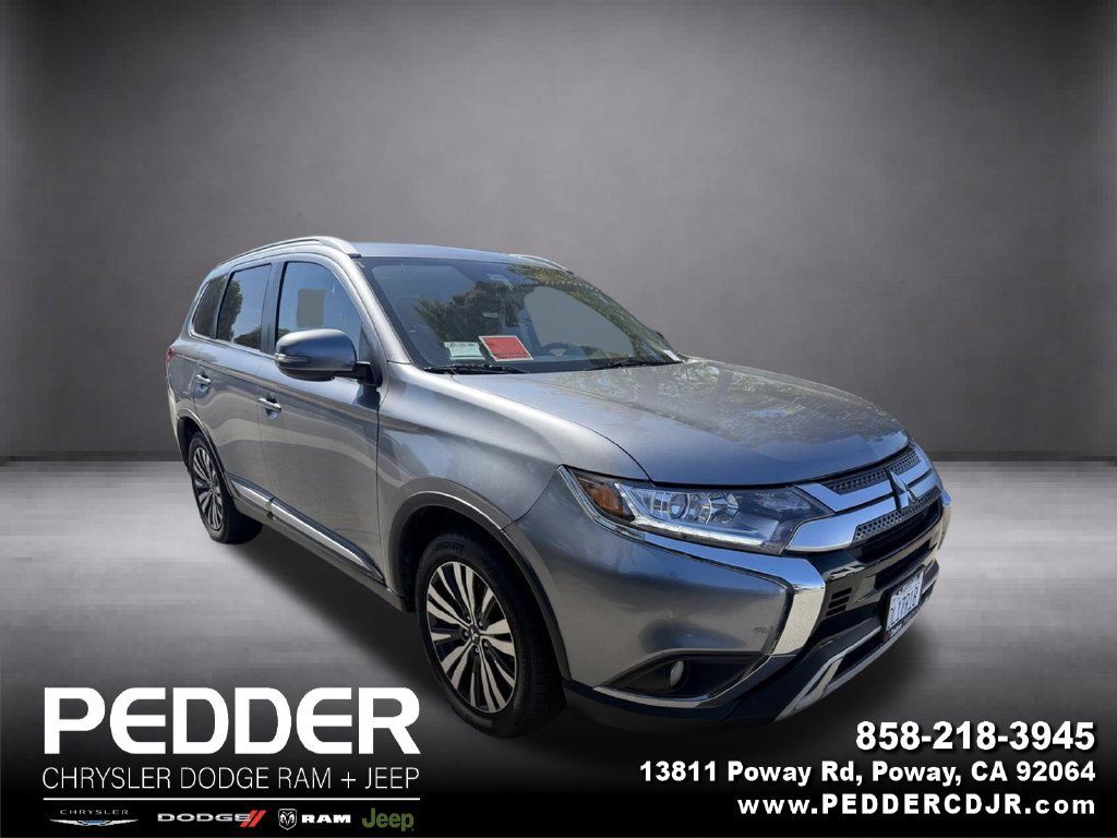 Used 2020 Mitsubishi Outlander SE FWD image 1