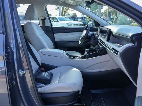 Used 2025 Hyundai Tucson SEL image 9