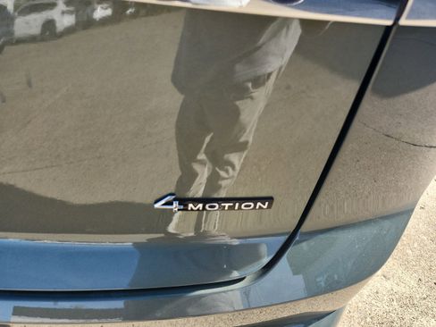 New 2026 Volkswagen Atlas Cross Sport SEL Premium R-Line image 6