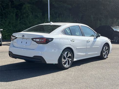 Used 2025 Subaru Legacy Premium AWD/4WD image 5
