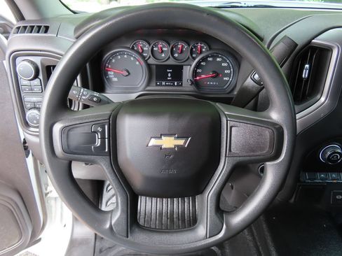 Certified 2024 Chevrolet Silverado 1500 W/T w/ Trailering Package AWD/4WD image 15