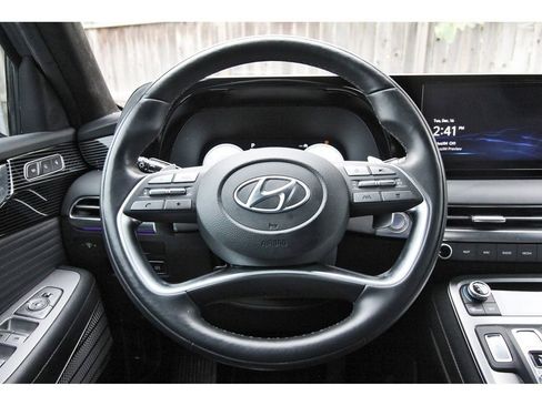 Used 2023 Hyundai Palisade Calligraphy image 15