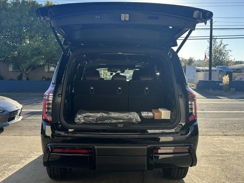 New 2026 Nissan Armada Platinum w/ Convenience Package image 9