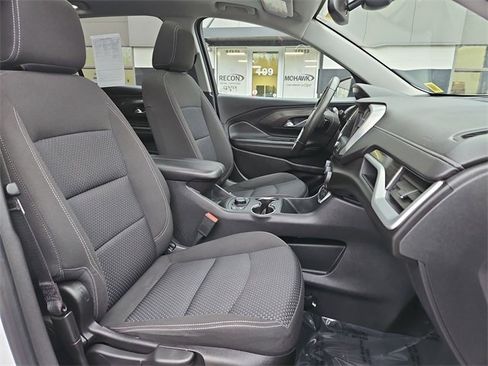 Certified 2023 GMC Terrain SLE w/ Driver Convenience Package image 28