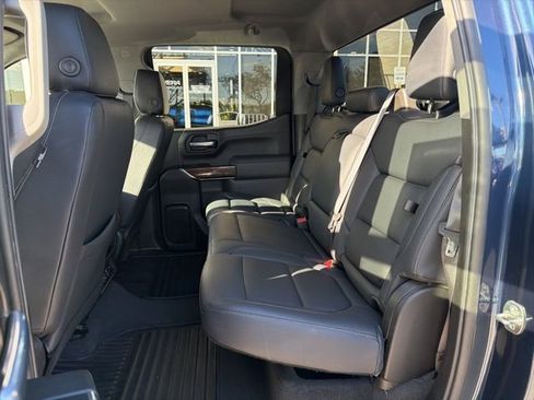 Used 2021 GMC Sierra 1500 Elevation image 18