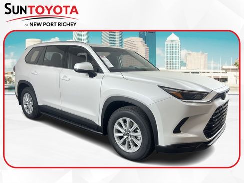 New 2024 Toyota Grand Highlander XLE image 1
