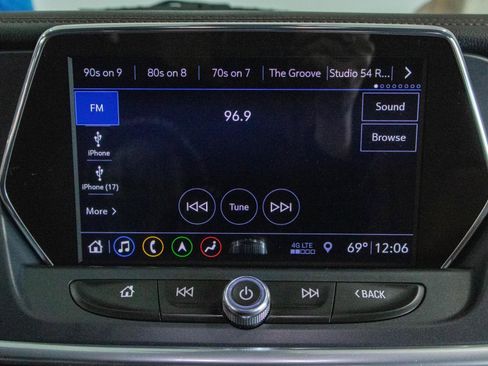 Used 2019 Chevrolet Blazer Premier w/ Sun and Wheels Package image 9