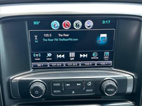 Used 2018 Chevrolet Silverado 1500 LT w/ All Star Edition AWD/4WD image 25
