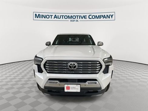 Used 2025 Toyota Tacoma Limited AWD/4WD image 3