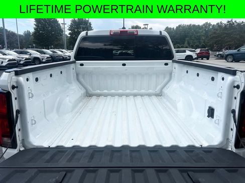 Used 2024 Chevrolet Colorado LT w/ LT Convenience Package III RWD image 17