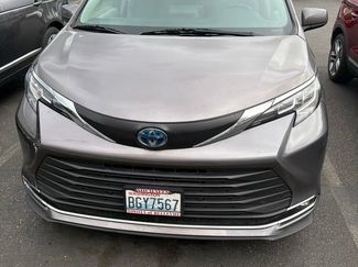 Used 2022 Toyota Sienna XLE AWD/4WD video 2