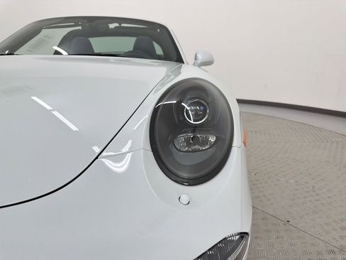 Certified 2016 Porsche 911 Targa 4S AWD/4WD image 21