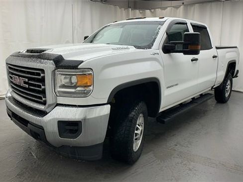 Used 2019 GMC Sierra 2500 Base image 32