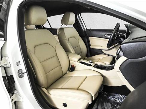 Used 2020 Mercedes-Benz GLA 250 GLA 250 image 22